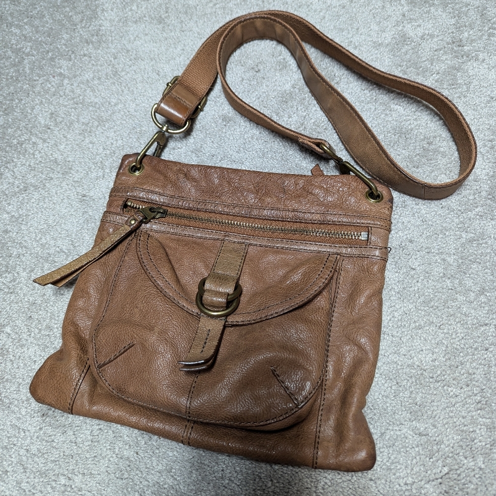 Vintage 1990s FOSSIL ZB 2986 SASHA Leather Crossbody Shoulder Bag